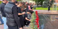 Студенты колледжа Реутова почтили память Неизвестного Солдата в Москве - Regions.Ru